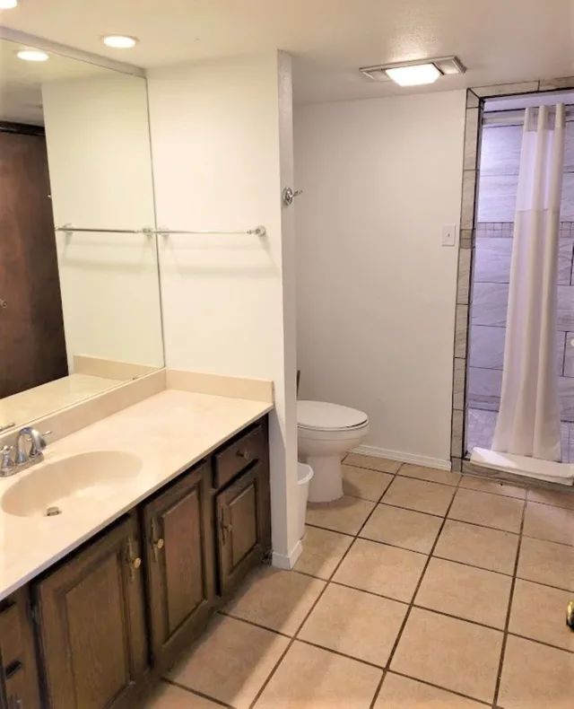 شقة سكنية بسرير كوين وسريرين منفصلين بغرفتي نوم مع أريكة، High Sierra Condominiums 10/10