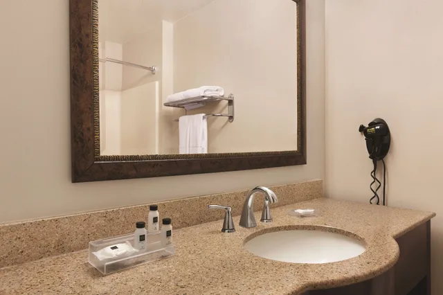 غرفة بسريرين كوين، Country Inn & Suites By Radisson Gainesville FL 10/10
