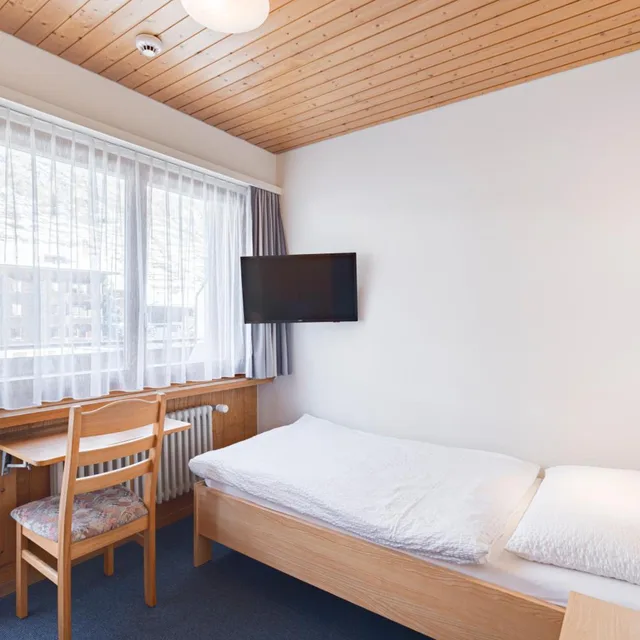 غرفة مفردة بشرفة، Hotel Parnass 1/2
