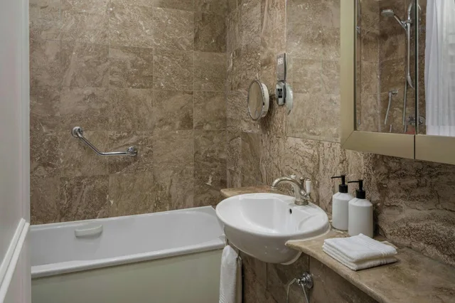 Executive, Suite, King Bed, Grand Residences By Marriott - Mayfair-london 2/5