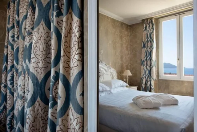 غرفة سوبيريور بسرير مزدوج، Chateau de La Tour 5/10