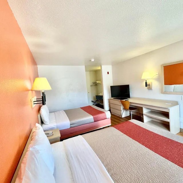 غرفة رباعية، Motel6 Bellflower, CA - Los Angeles 8/10