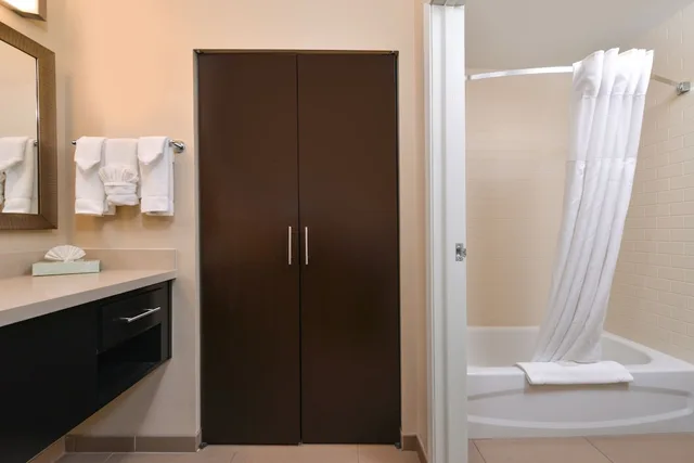 Studio, Suite, King Bed, Kitchen, Accessible, Staybridge Suites Merrillville 3/3