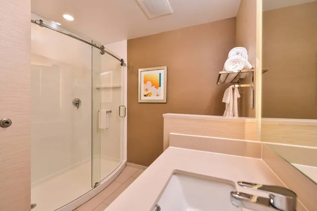 استوديو بسرير كينج مع أريكة لذوي الإعاقة، FAIRFIELD INN & SUITES WARRENSBURG 1/1