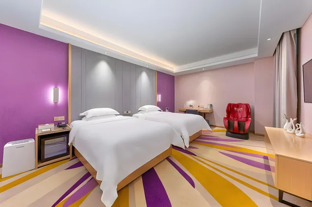 غرفة قياسية بسريرين منفصلين، Lavande Hotels Guangzhou North Railway Station 2/2