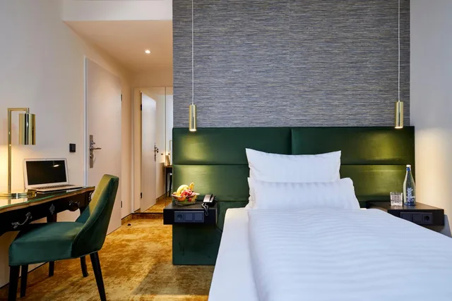 Courtyard, Comfort, Single, Das Carls Hotel 3/3