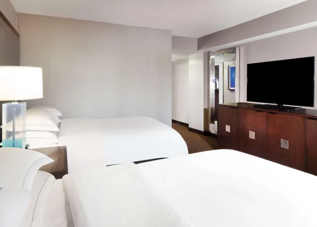 غرفة قياسية بسرير مزدوج، Hilton Parsippany 4/4