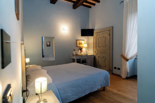 Classic, Queen Bed, Castello di Baccaresca 2/10
