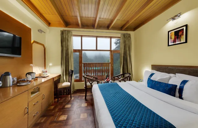 Junior Suite, Double Bed, The Manali Inn 6/10