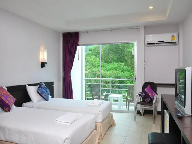 بنغل بسرير فردي، The Natural Resort 1/2