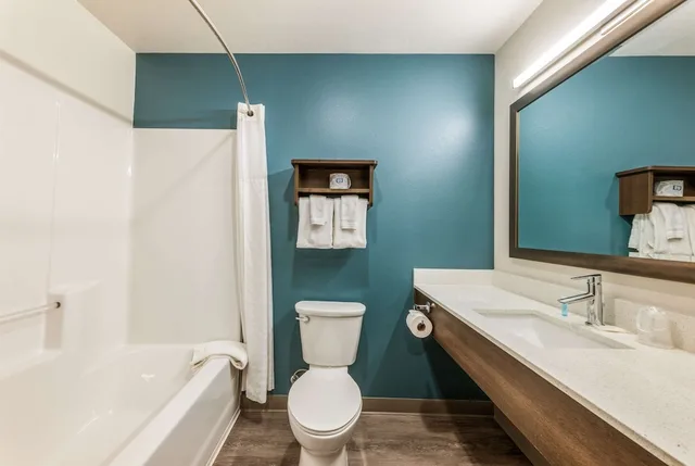 غرفة قياسية بسريرين كوين، WoodSpring Suites Linden 3/4