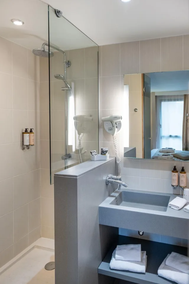غرفة بريفيليج بسرير مزدوج بإطلالة، MERCURE AMIENS CATHEDRALE 9/10