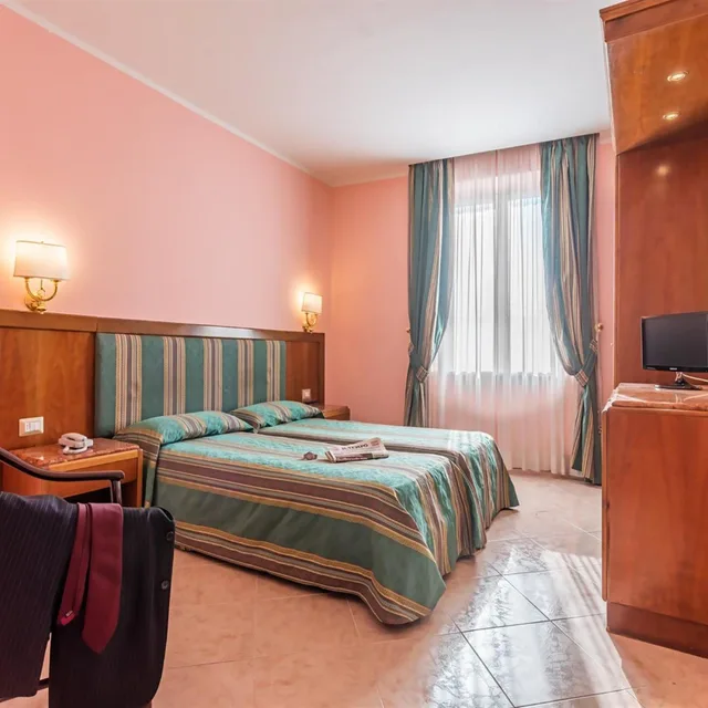 غرفة قياسية بسرير كينج، Raeli Hotel Siracusa 6/10
