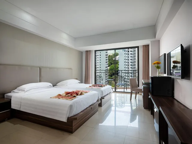غرفة بسريرين منفصلين بإطلالة على المرفأ، Barry Boutique Seaview Hotel Sanya 1/1
