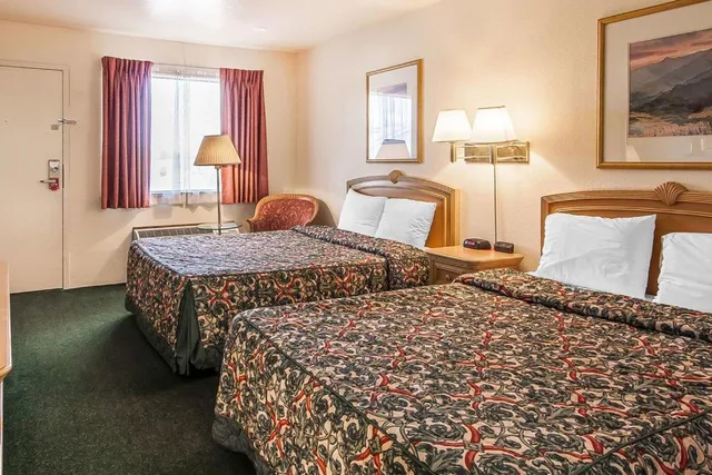 جناح عائلي، Econo Lodge 1/1