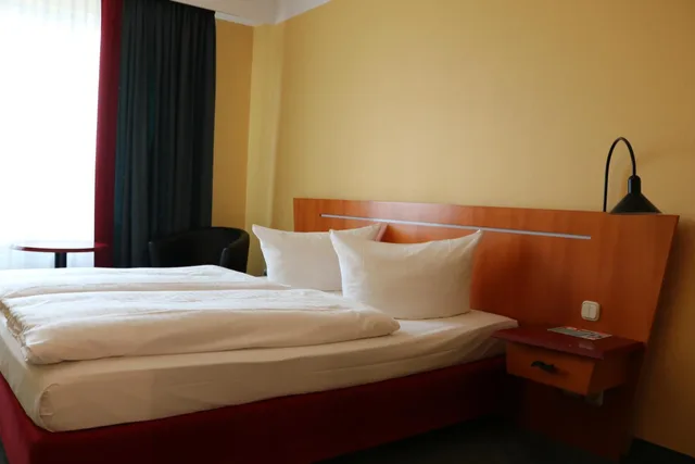 Good, Double Bed، Good Morning Leipzig 2/6