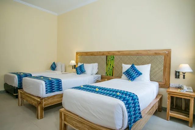 Original, Family, 1 King and 1 Single Beds, Garden View، Ashyana Candidasa Ex Fajar Candidasa Beach Bungalow 8/10