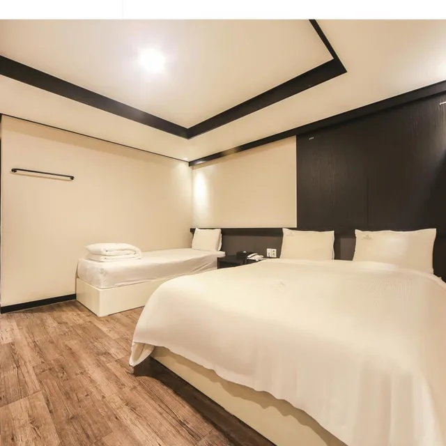 غرفة قياسية بسريرين منفصلين، Elysee Hotel 4/10