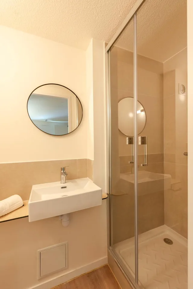 Comfort, Double Bed, Premiere Classe Toulon - La Seyne sur Mer 4/4