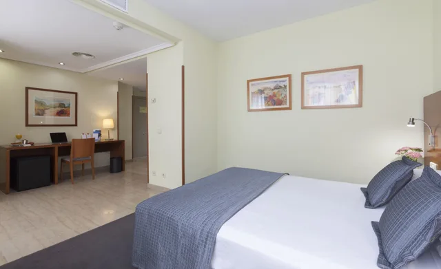 غرفة سوبيريور بسريرين منفصلين، Hotel Porcel Torre Garden 7/10