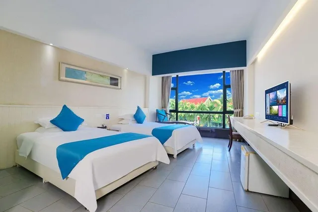 Scene, Twin Beds, Living Area، Sanya Luyi Sea View Hotel 1/1