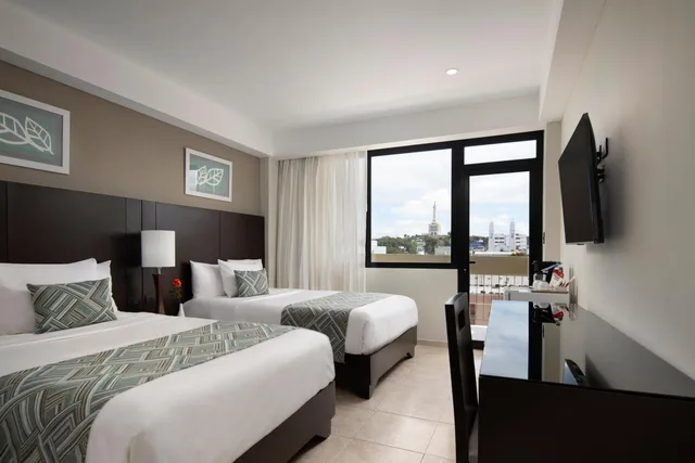 غرفة تنفيذية، Centro Plaza Hodelpa 1/3