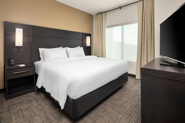 1 Bedroom, Suite, King Bed, Sofa, Accessible, Residence Inn by Marriott East Peoria 2/5