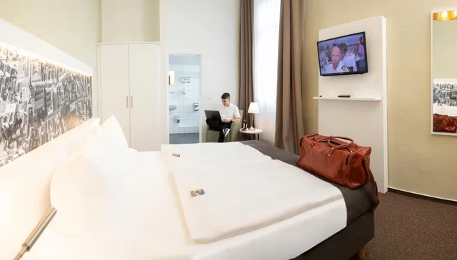 غرفة قياسية بسرير كينج، Hotel Am Schlosspark 2/10