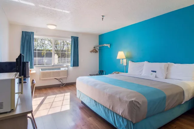 غرفة بسرير كوين لذوي الإعاقة، Motel6 The Dalles, OR 2/10
