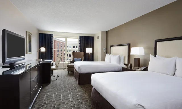 غرفة ديلوكس بسريرين مزدوجين، Hilton Alexandria Old Town 3/10