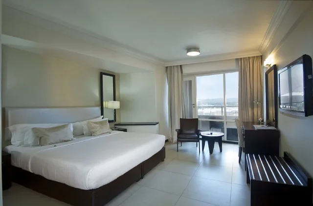 Deluxe, Family, King and Twin Beds, Sea View, North Wing، Blue Waters Hotel 1/4