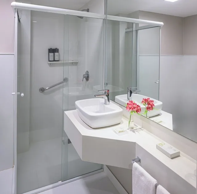 Superior Twin, Bourbon Curitiba Hotel & Suites 7/8