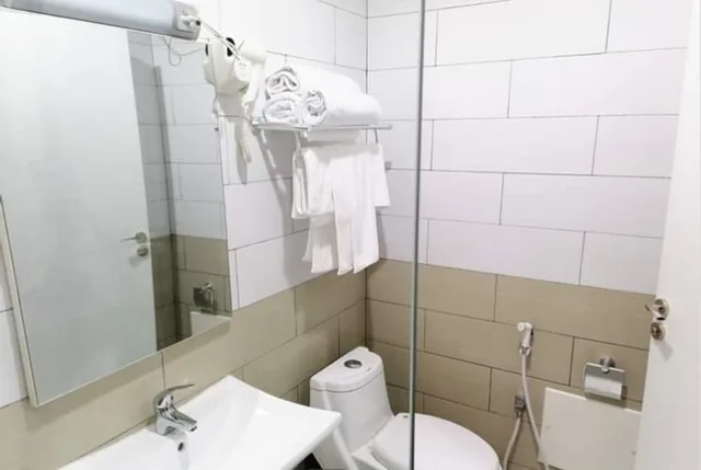 Standard Double / Standard Twin (S)، Hotel du Lac 2/3