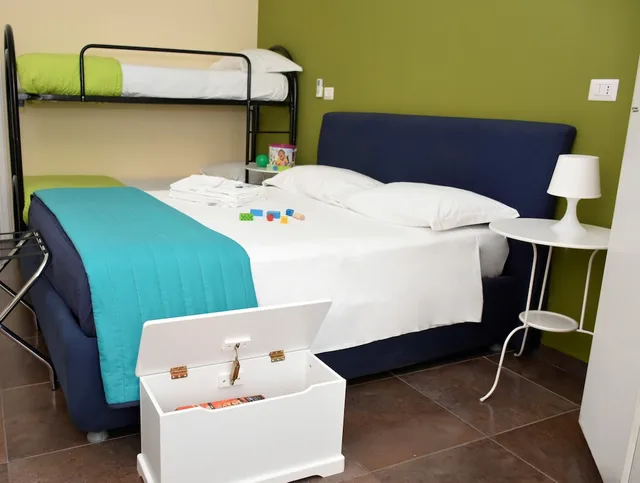 غرفة عائلية، Ascot Hotel 2/3