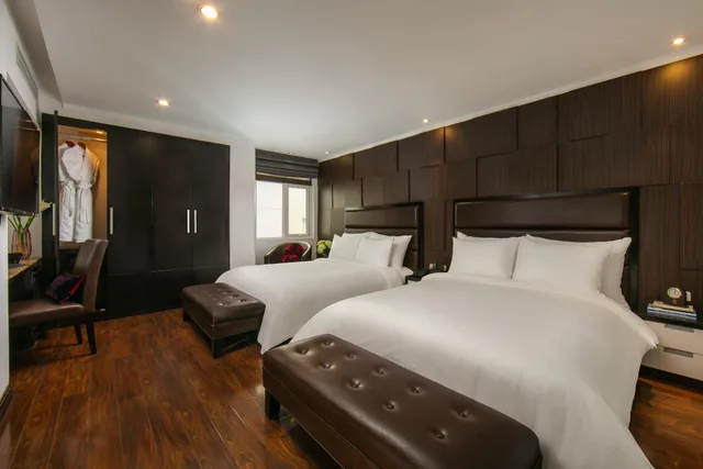 غرفة عائلية بسريرين كوين، La Nueva Boutique Hotel HaNoi 2/2