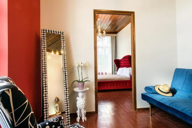 جناح مع أريكة، A For Art Hotel 7/10