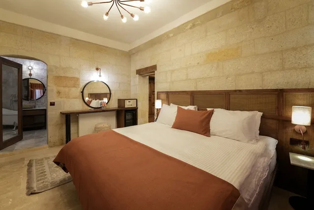جناح، Henna Konak Hotel 2/10