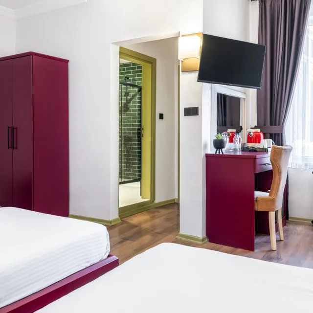 غرفة قياسية رباعية، Azze Hotel 8/10