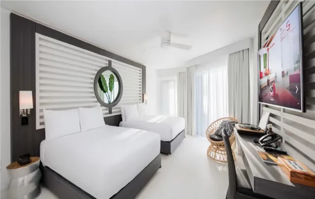 غرفة ديلوكس بسرير مزدوج، S Hotel Montego Bay 1/2