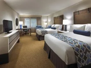 غرفة سوبيريور بسرير كوين، The Anza A Calabasas Hotel 6/10