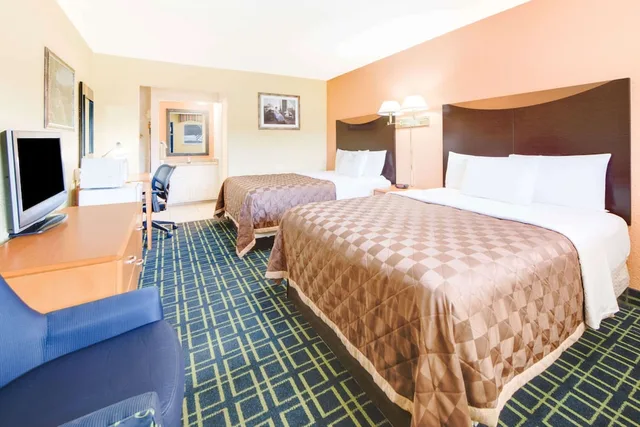 غرفة قياسية بسريرين كوين، Travelodge By Wyndham Ruidoso 2/4