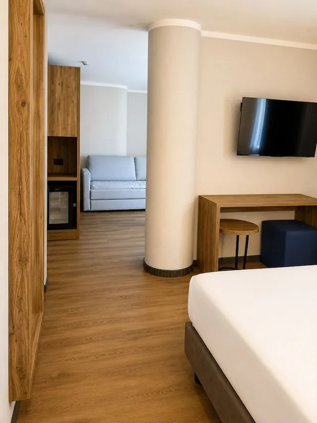 جناح جونيور بسرير مزدوج مع أريكة، Parc Hotel Posta 3/8
