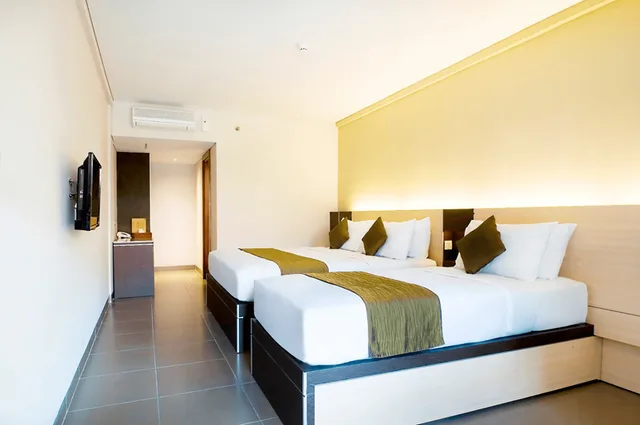 غرفة تنفيذية ثلاثية للمدخنين، Sukajadi Hotel, Convention and Gallery 2/3