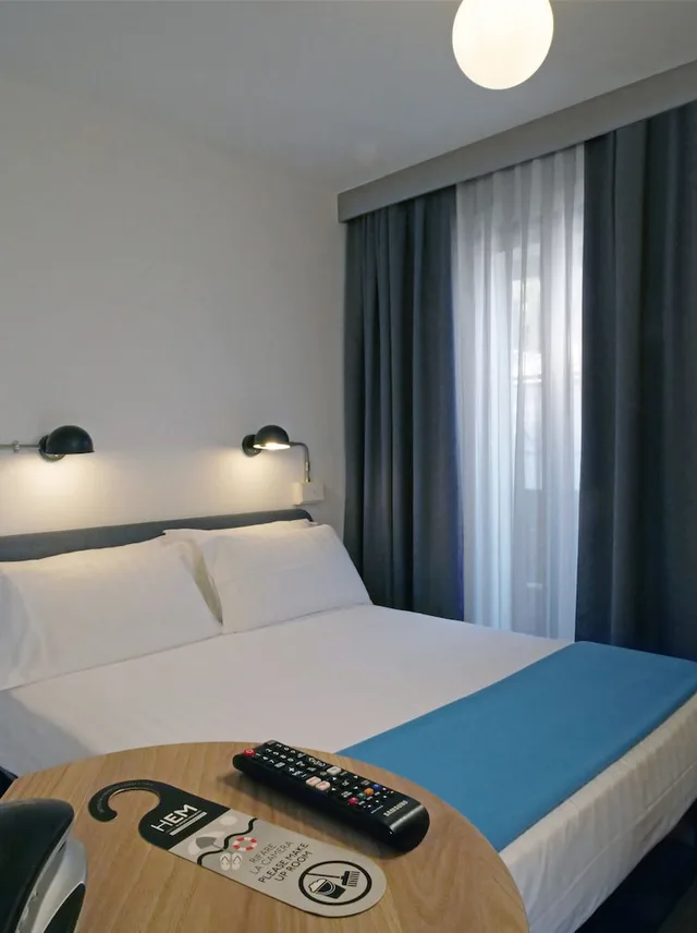 غرفة قياسية بسرير كوين، Hotel Europa Monetti 2/2
