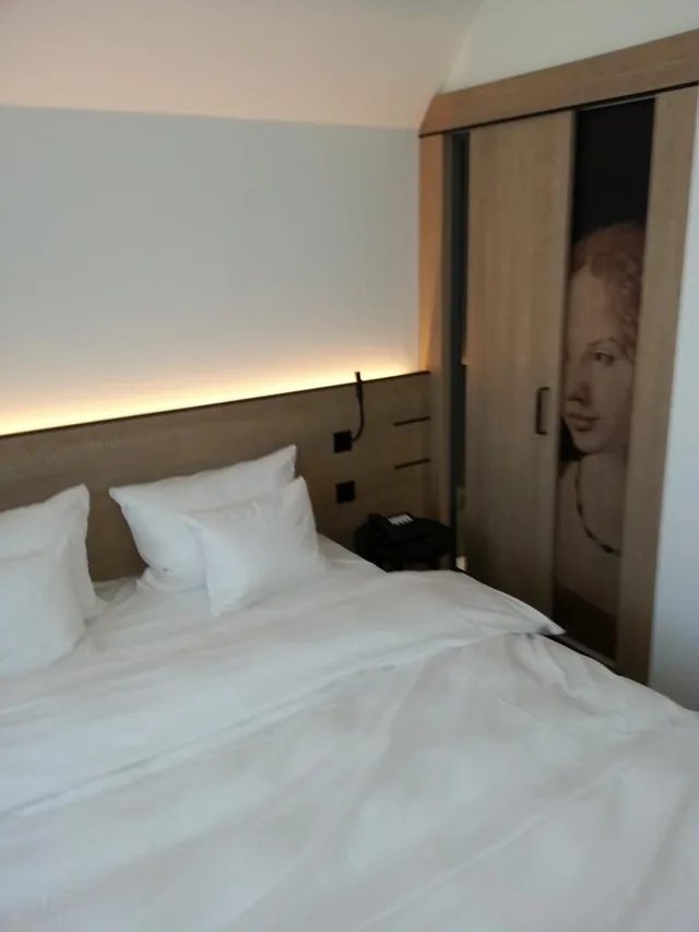 غرفة كومفورت بسرير كينج، Sorat Hotel Saxx Nurnberg 4/10