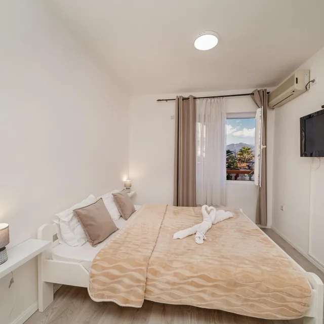 غرفة اقتصادية بسرير مزدوج، Azzurro Hotel Bijela, Herceg Novi 1/8