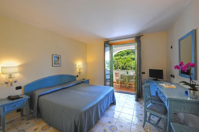 Superior, Double Bed, Sea View, La Pergola Hotel 1/5