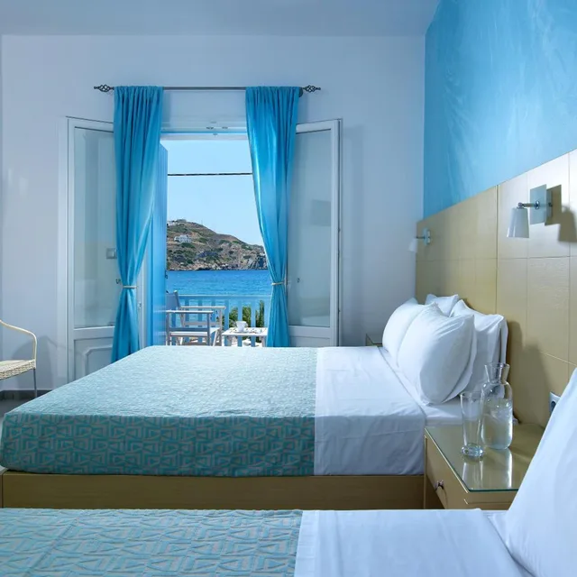 غرفة ثلاثية بإطلالة على البحر، Blue Harmony Hotel 2/10
