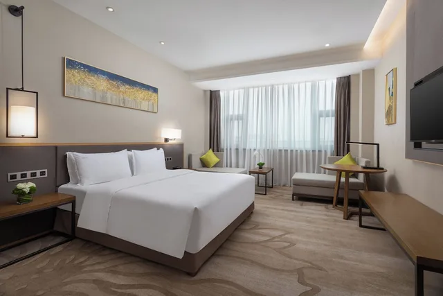 غرفة بريميوم بسرير كينج، Holiday Inn Chengdu Airport 2/8