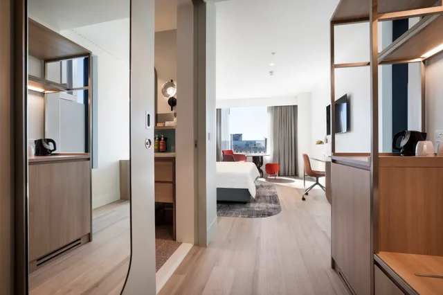 غرفة بريميوم بسرير كينج، Holiday Inn & Suites Geelong 2/2